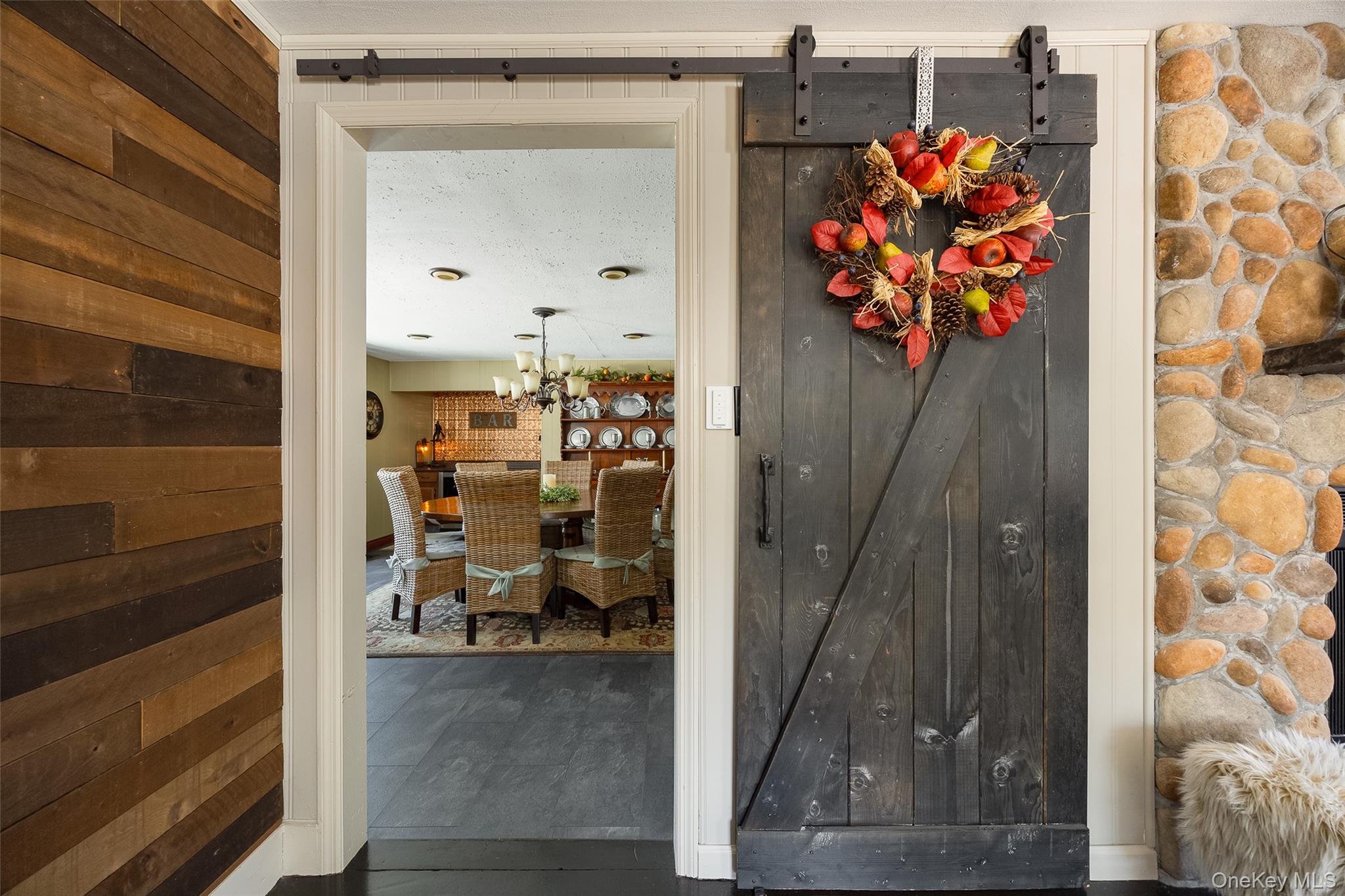 40 Ireland Drive, Poughkeepsie, NY 12603