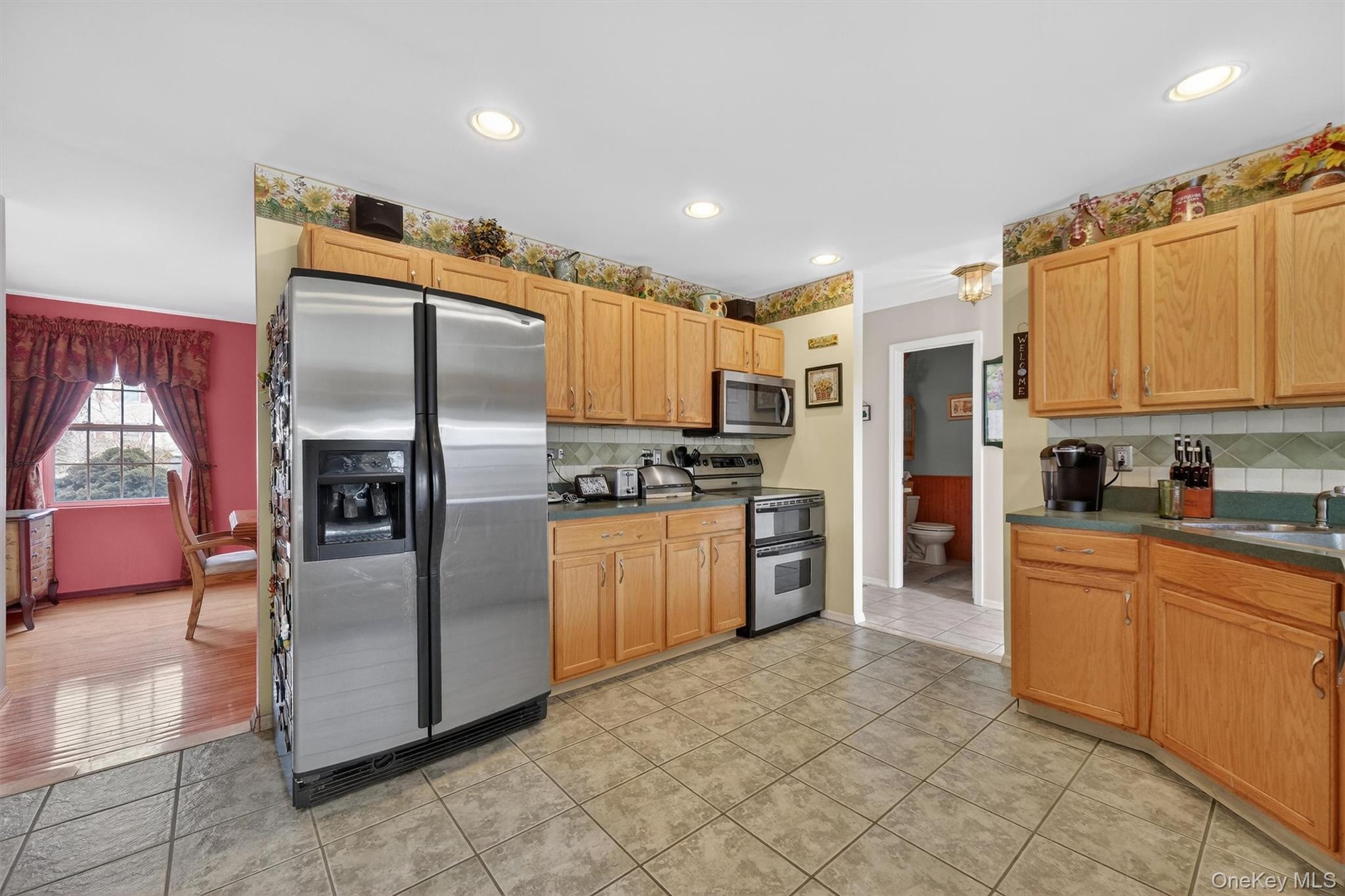 3 Windsor Garden Drive, New Windsor, NY 12553