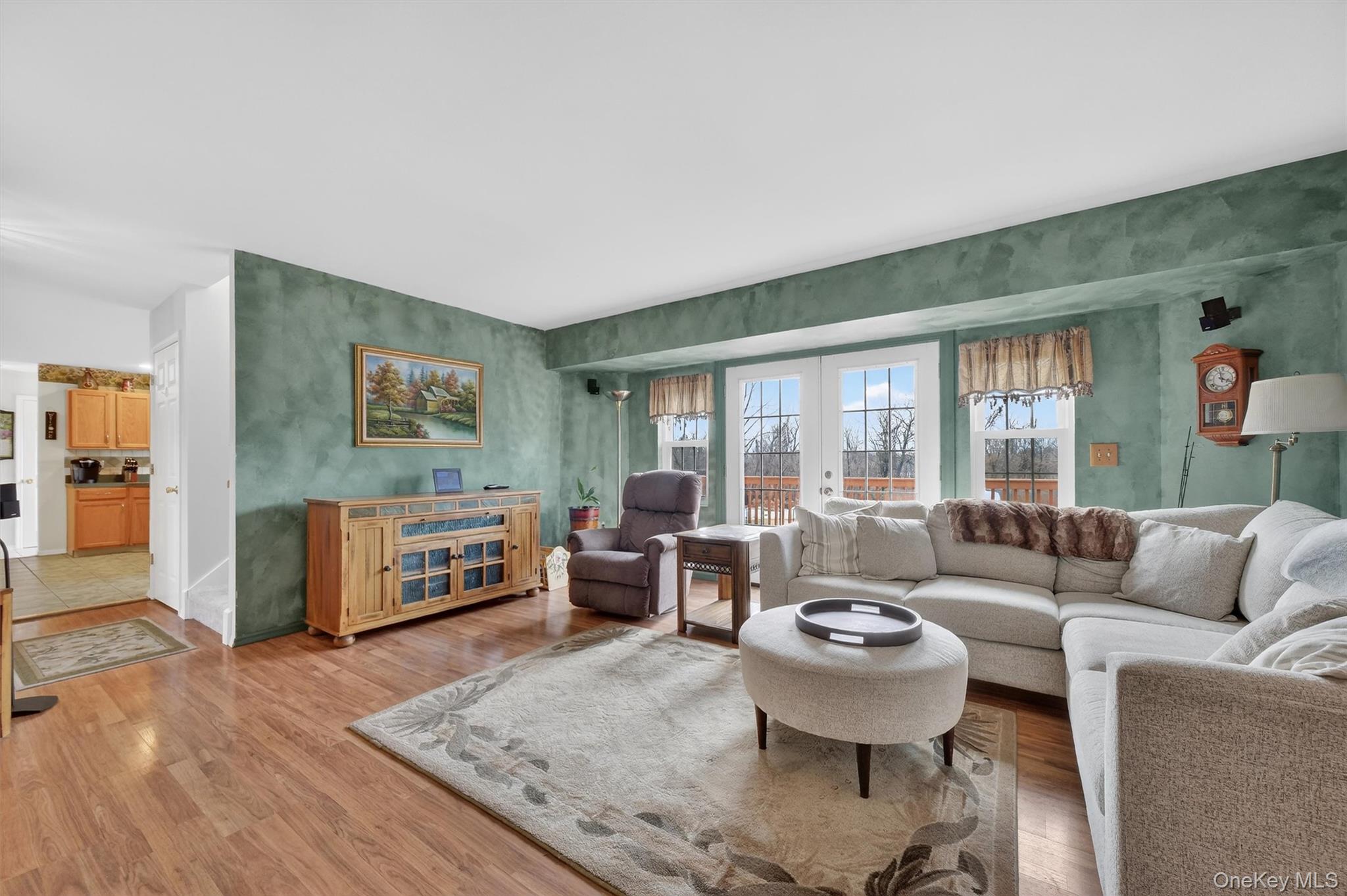 3 Windsor Garden Drive, New Windsor, NY 12553