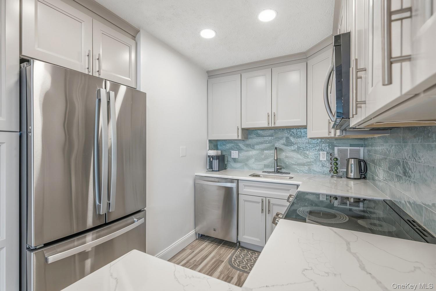 715 162nd Street # 4D, Beechhurst, NY 11357