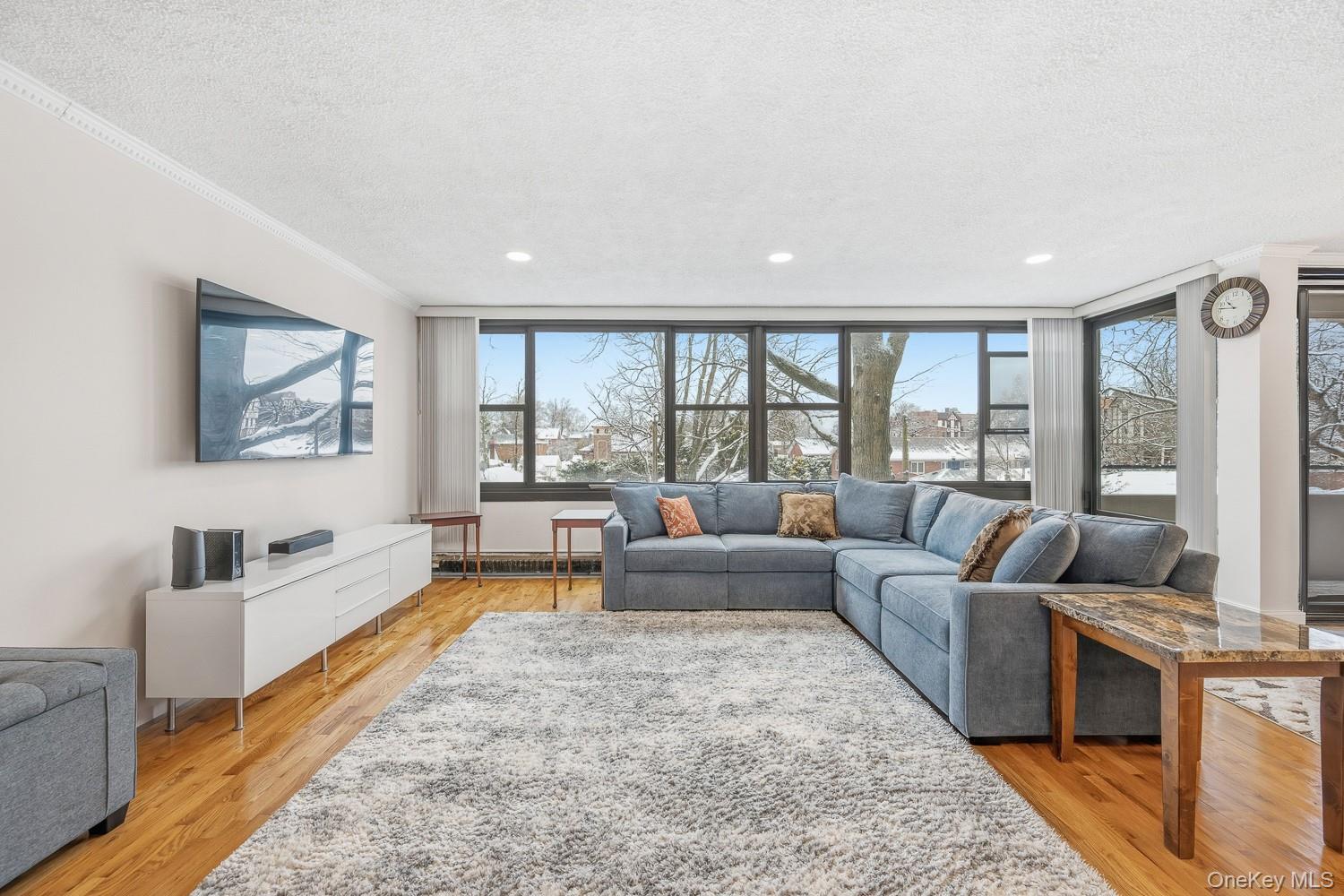 715 162nd Street # 4D, Beechhurst, NY 11357