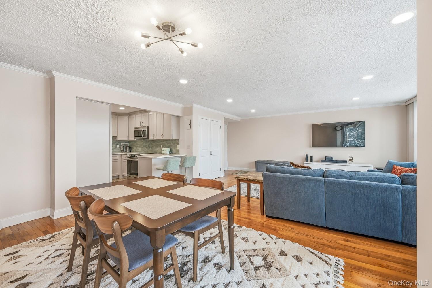 715 162nd Street # 4D, Beechhurst, NY 11357