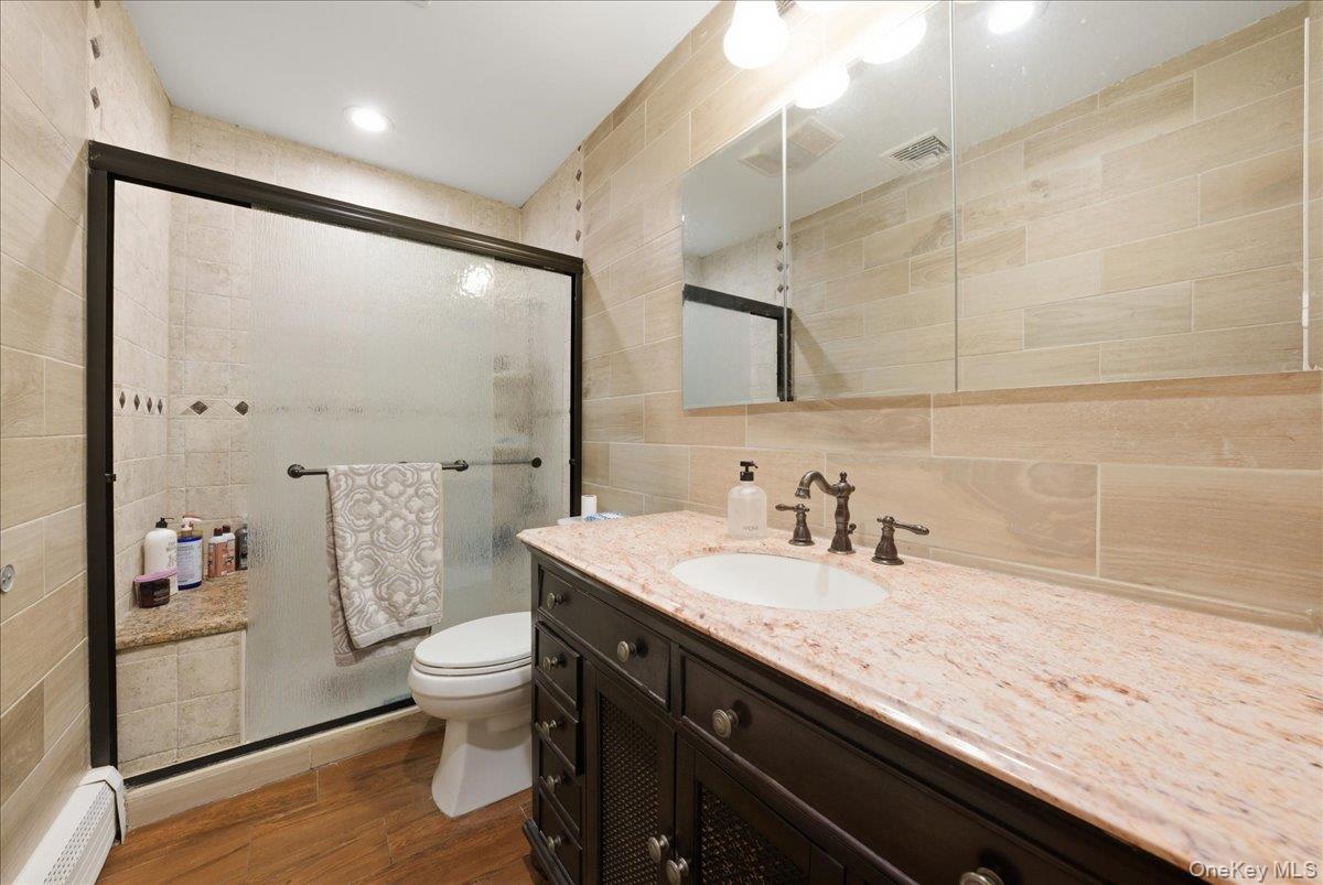 101 Jetmore Place, Massapequa, NY 11758