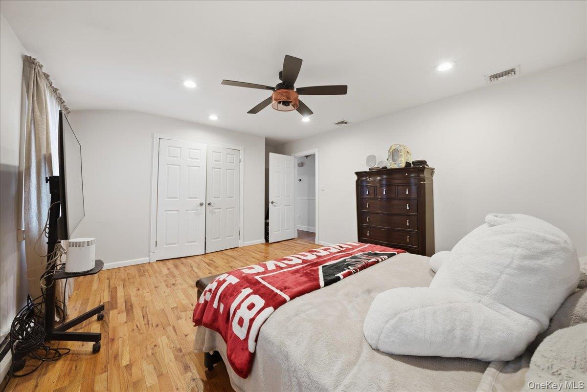 101 Jetmore Place, Massapequa, NY 11758