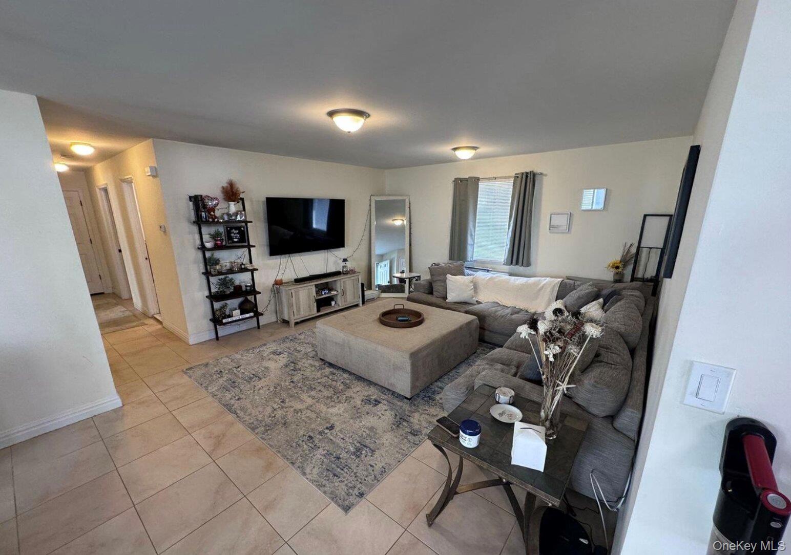 518 E Penn Street # Ground, Long Beach, NY 11561