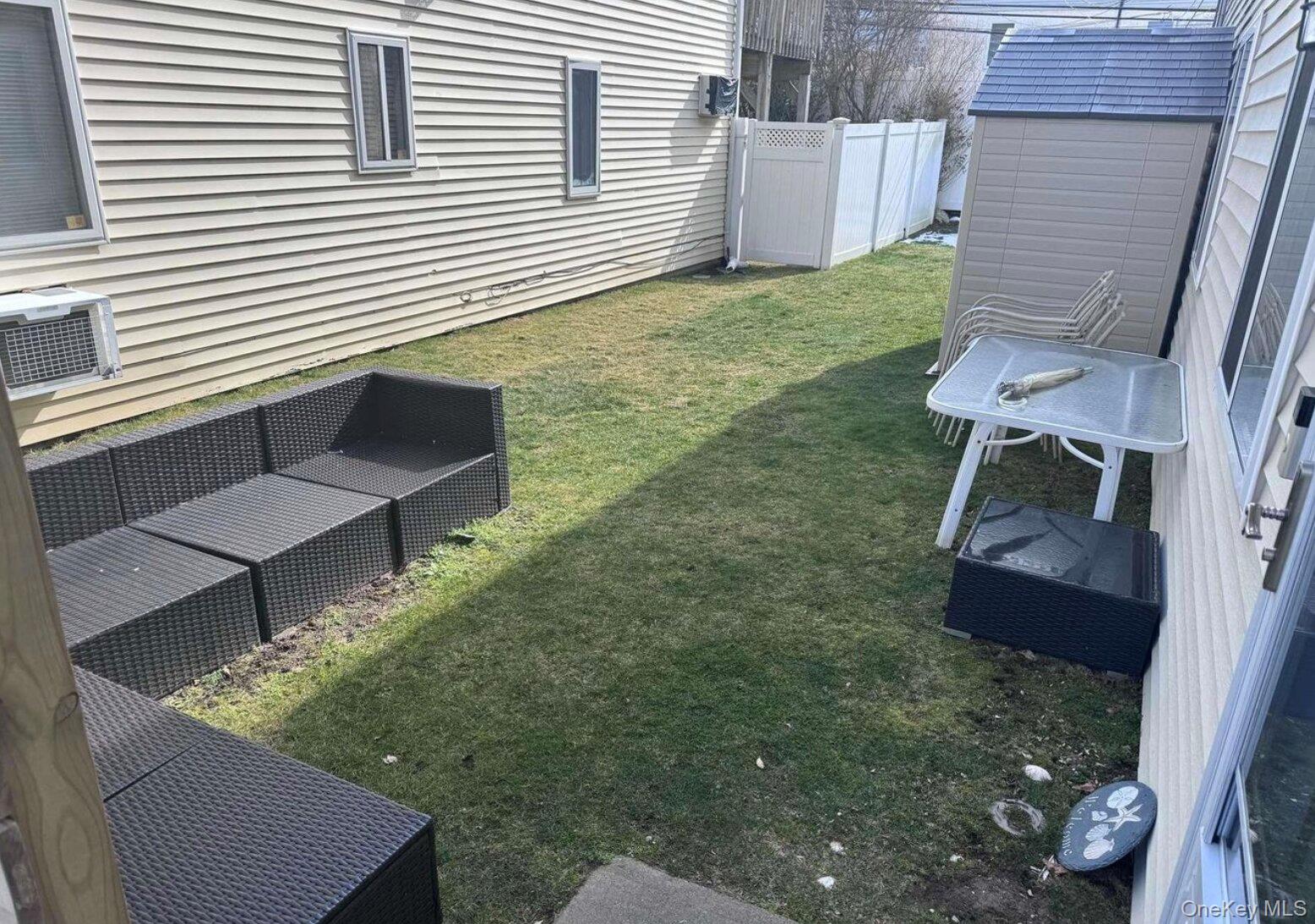 518 E Penn Street # Ground, Long Beach, NY 11561