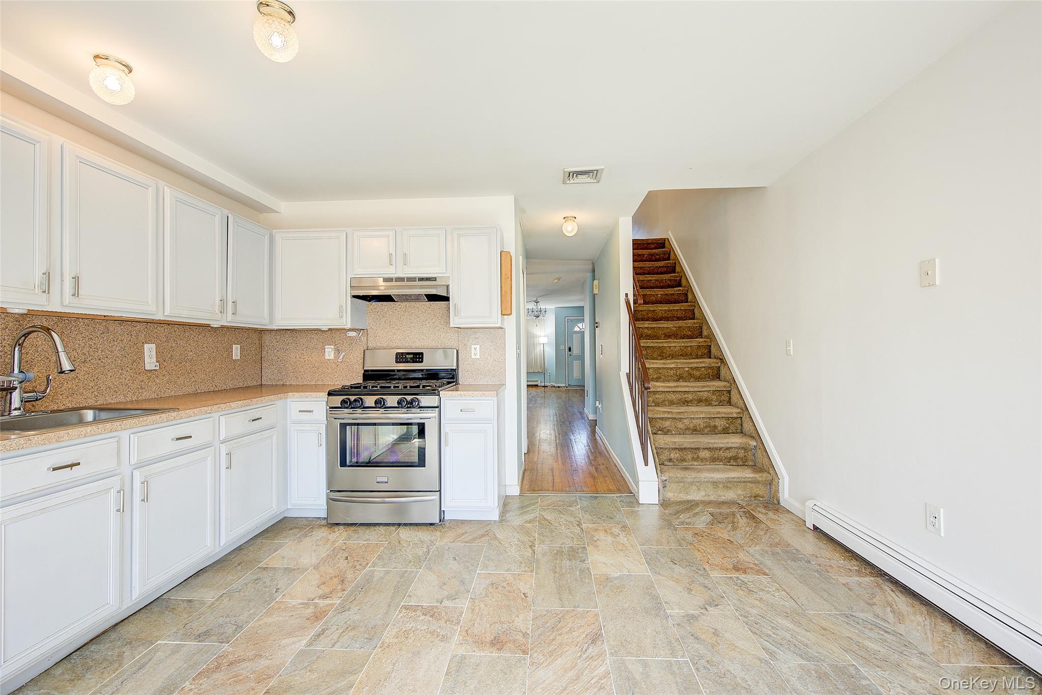 3102 Richmond Terrace, Staten Island, NY 10303