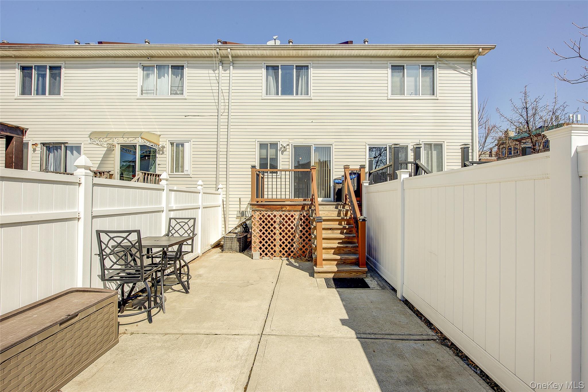 3102 Richmond Terrace, Staten Island, NY 10303