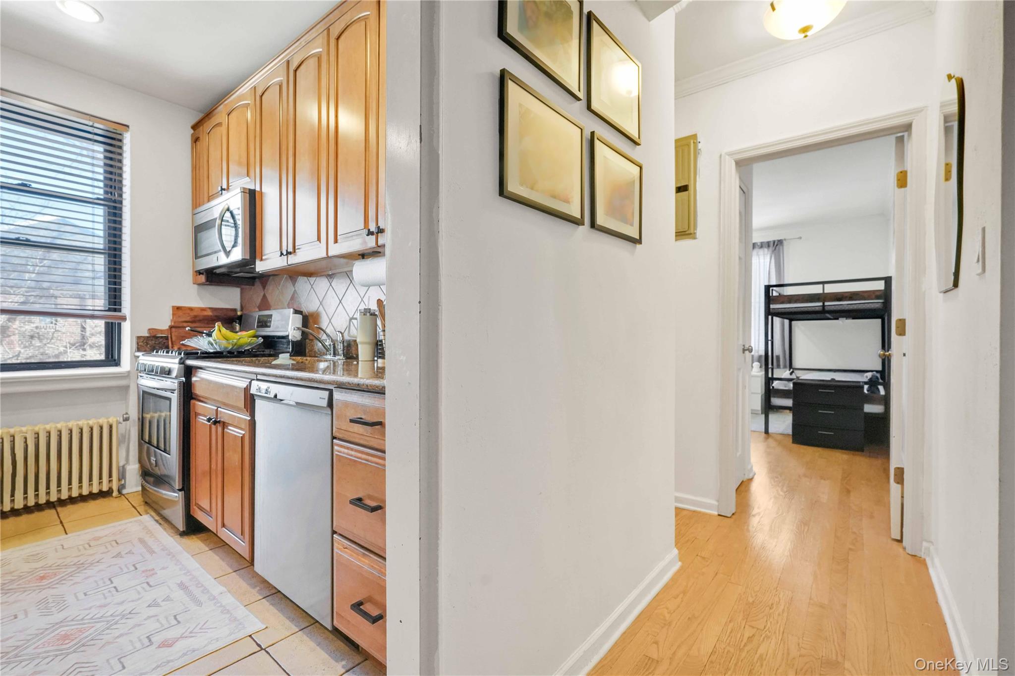 7707 Ditmars Boulevard # 2, East Elmhurst, NY 11370