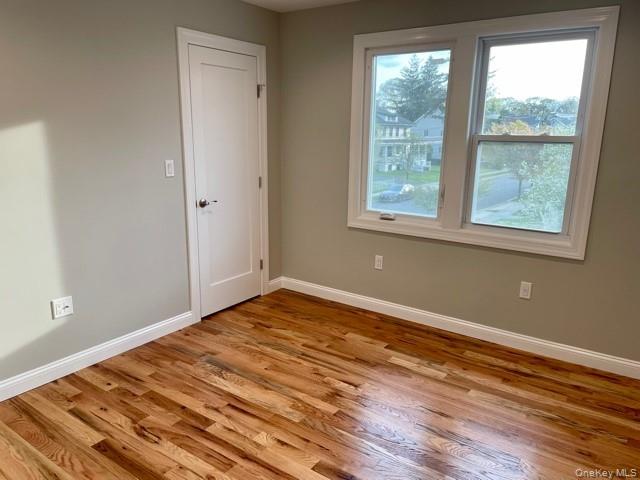 101 Davison Avenue # 2, Lynbrook, NY 11563