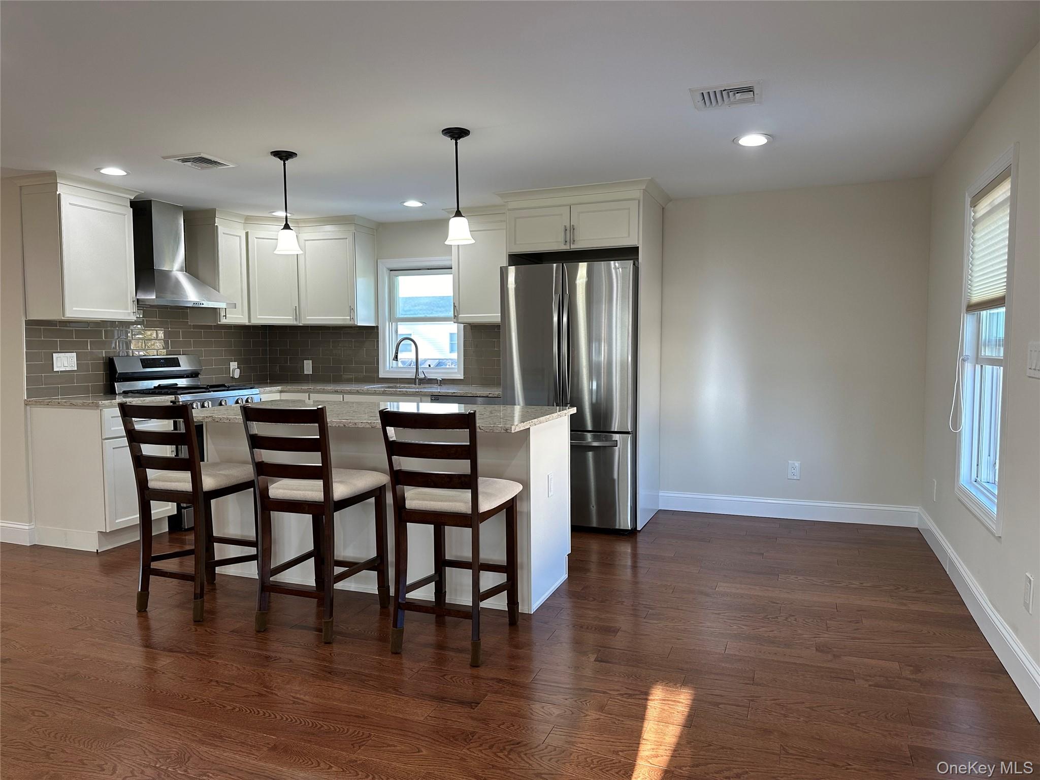 59 New Hampshire Avenue, Massapequa, NY 11758