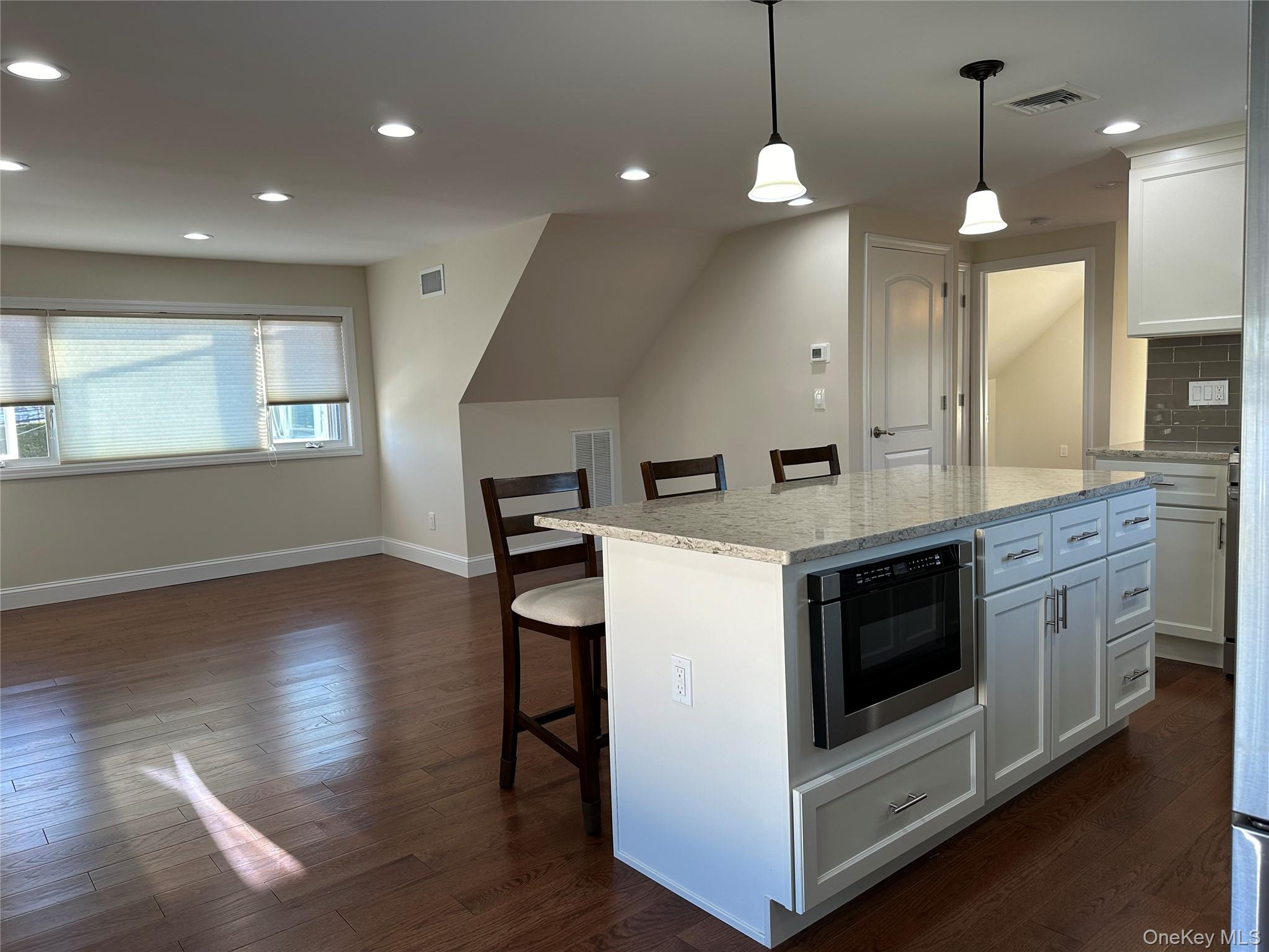 59 New Hampshire Avenue, Massapequa, NY 11758