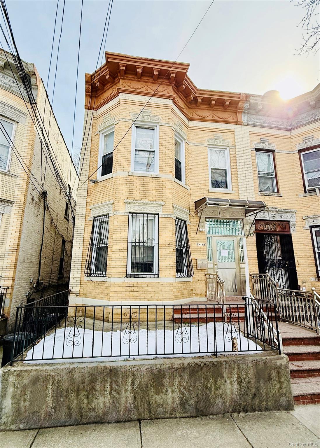 94-32 86th Road, Woodhaven, NY 11421