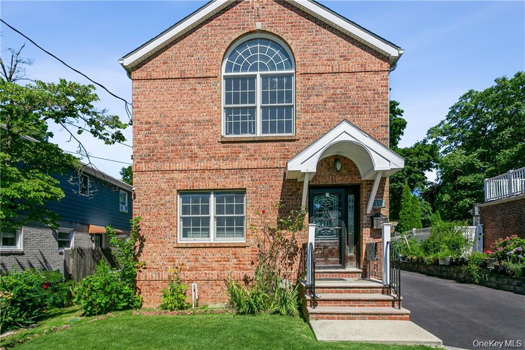 39 Croydon Road, Yonkers, NY 10710