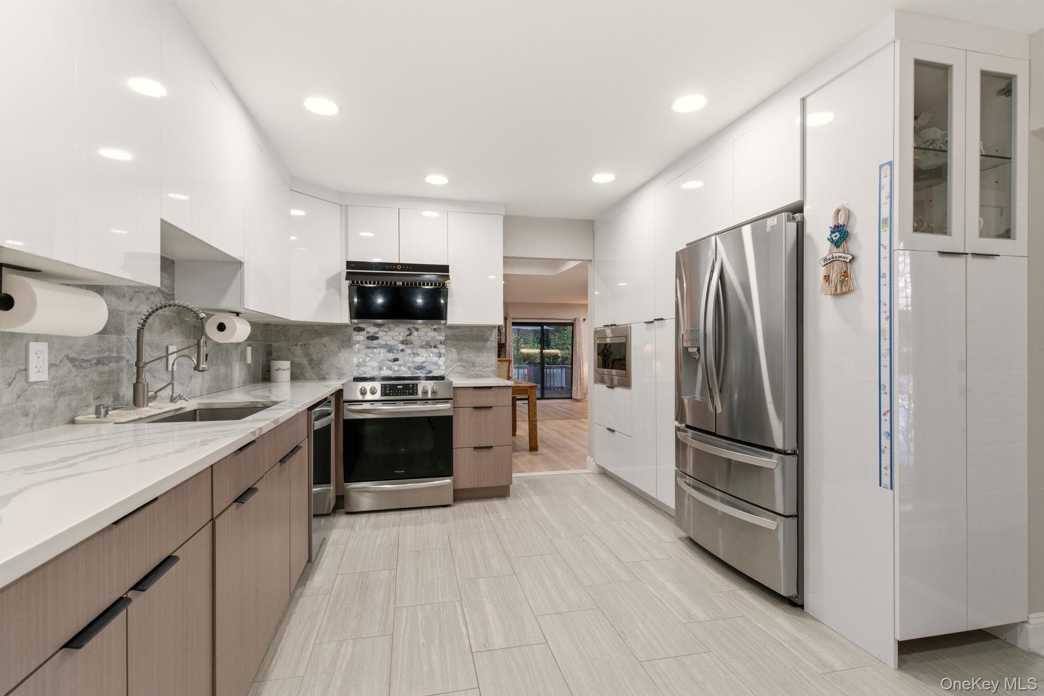 261 Vista Drive, Jericho, NY 11753