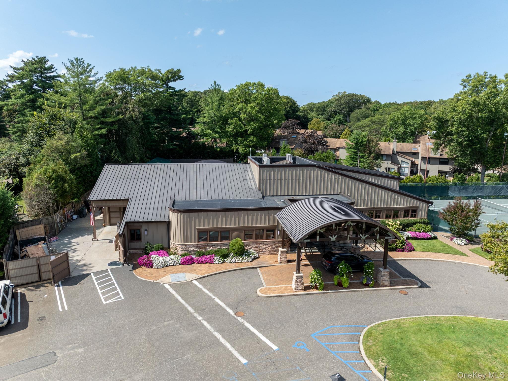 261 Vista Drive, Jericho, NY 11753