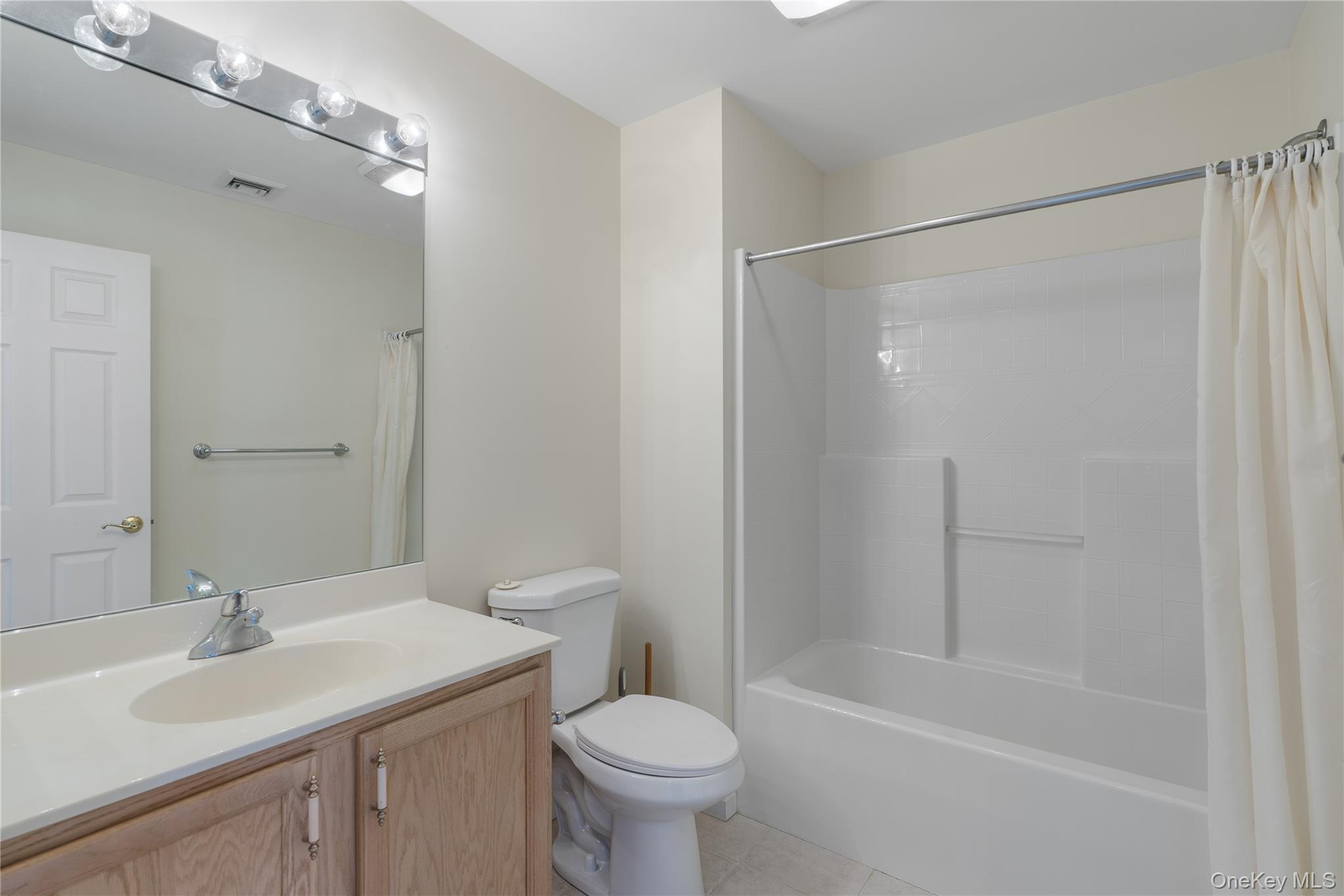 6 Turnberry Court, Monroe, NY 10950