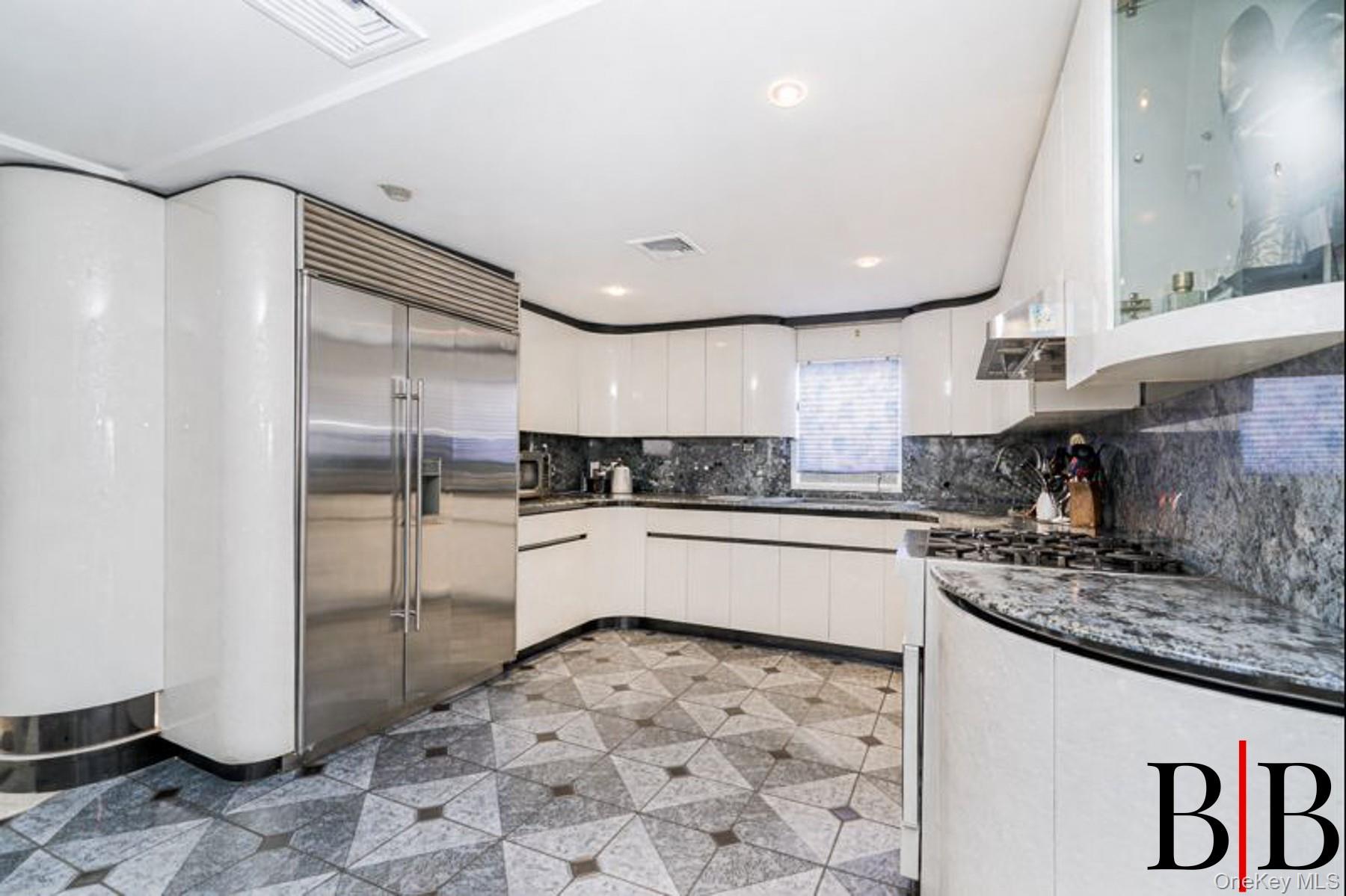 215 Arkansas Drive, Brooklyn, NY 11234