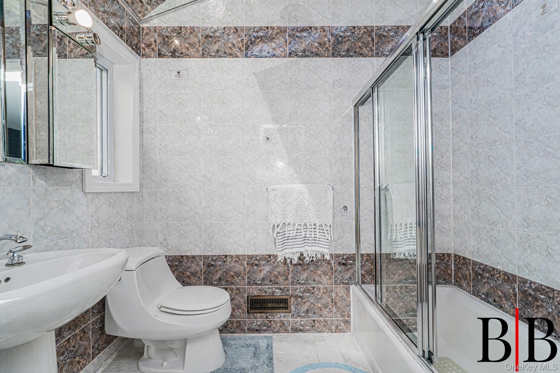 215 Arkansas Drive, Brooklyn, NY 11234