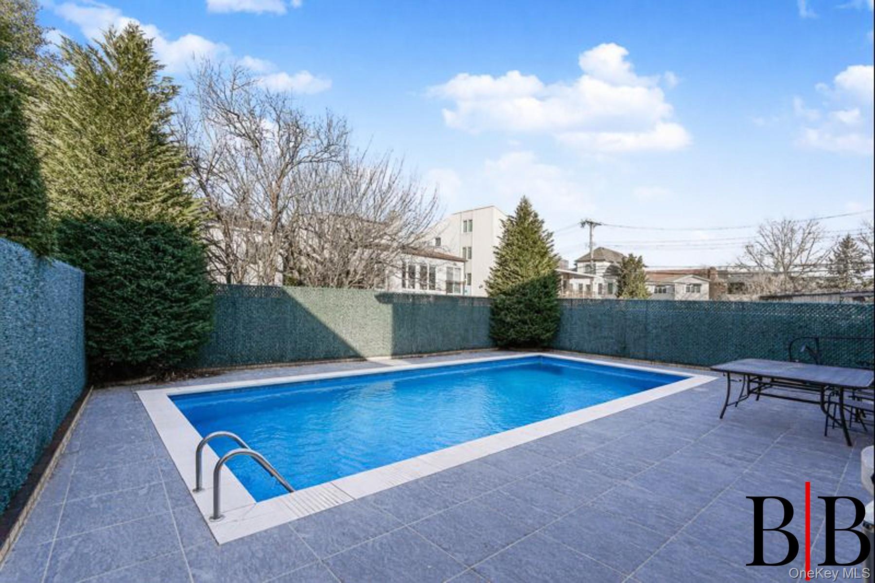 215 Arkansas Drive, Brooklyn, NY 11234