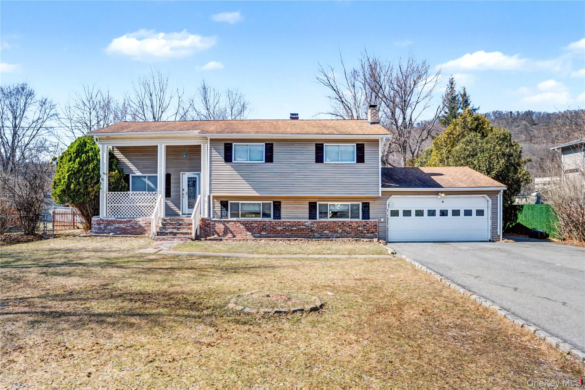 46 Merriewold Lane N, Monroe, NY 10950