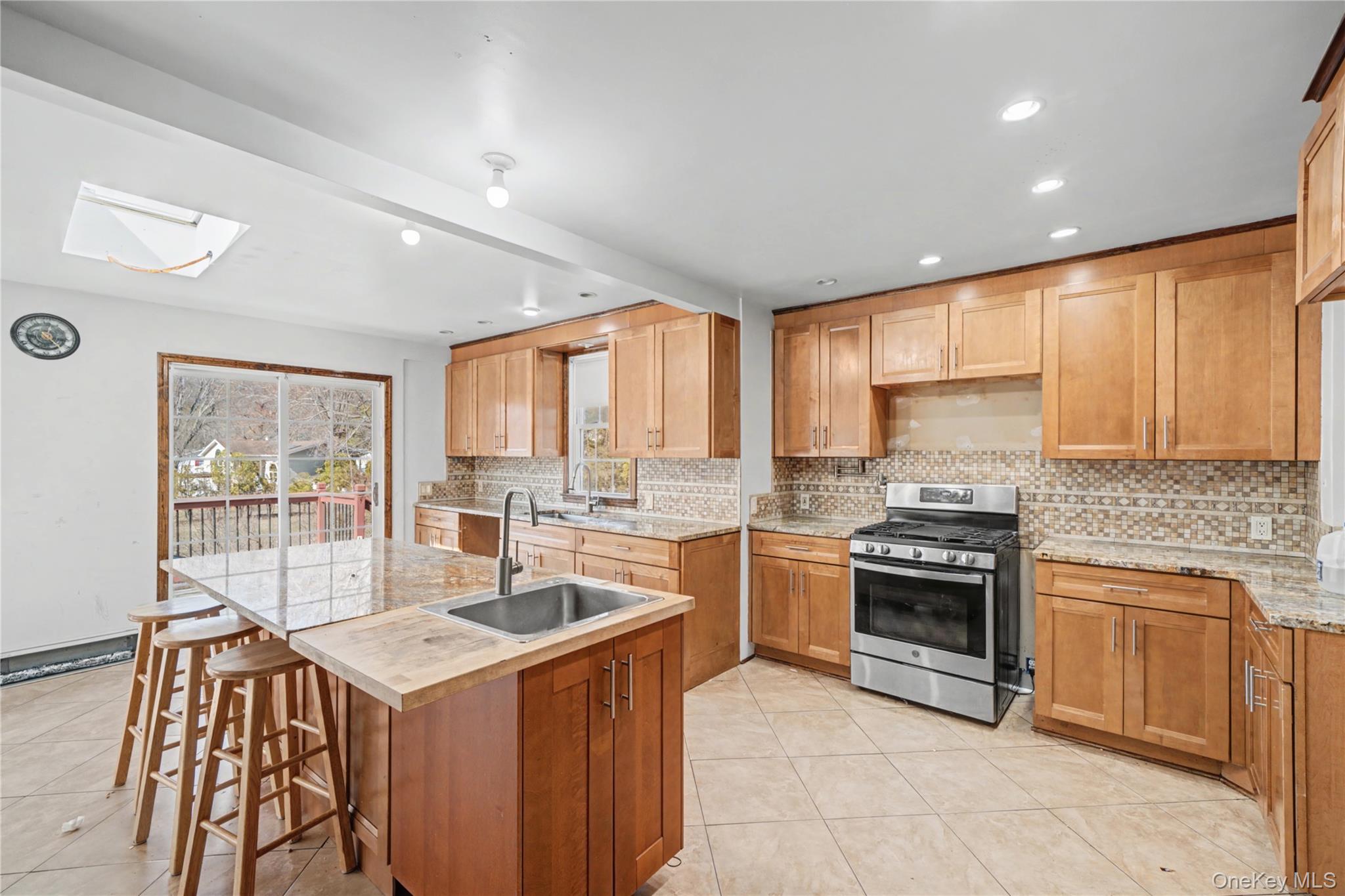 46 Merriewold Lane N, Monroe, NY 10950