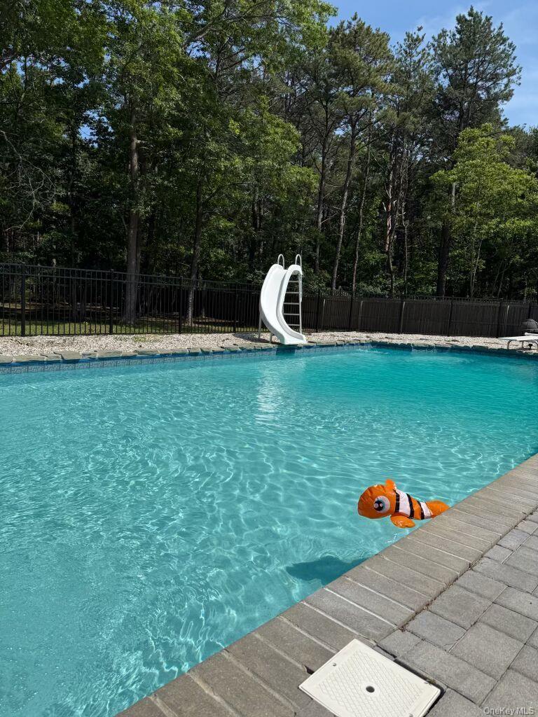 47 Cobblestone Drive, Shoreham, NY 11786