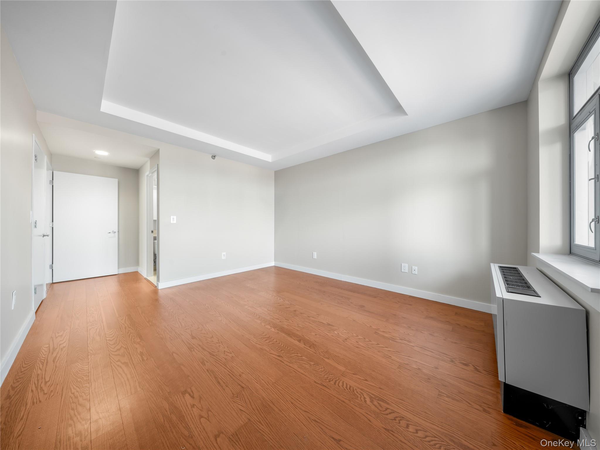 40-22 College Point Boulevard # 10R, Flushing, NY 11354