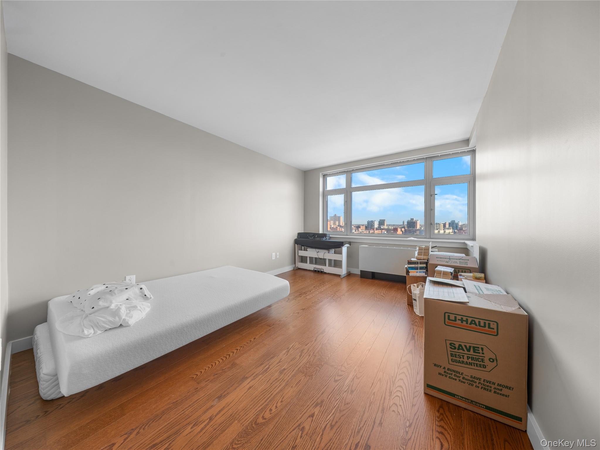 40-22 College Point Boulevard # 10R, Flushing, NY 11354