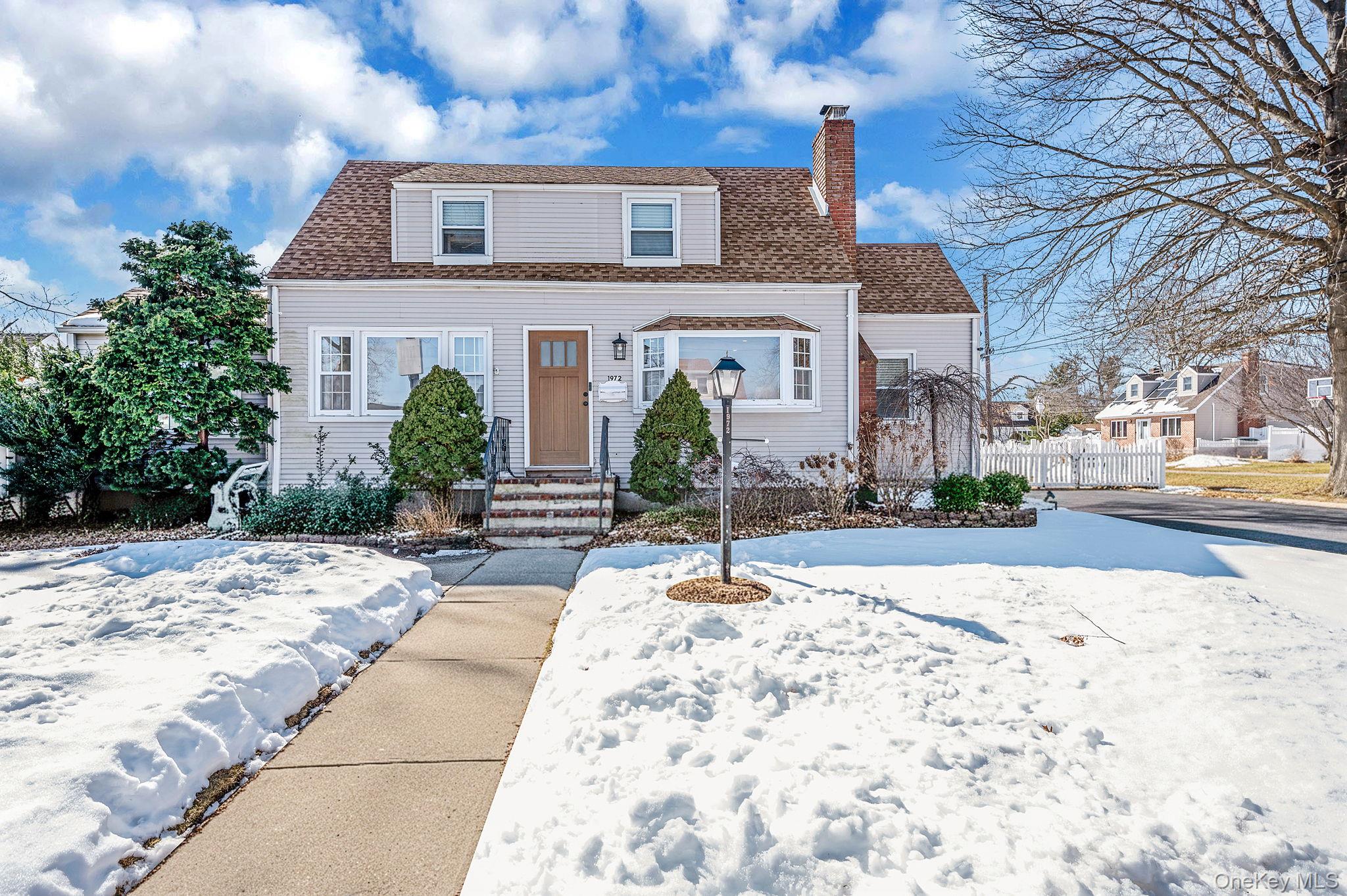 1972 Russell Street, North Bellmore, NY 11710