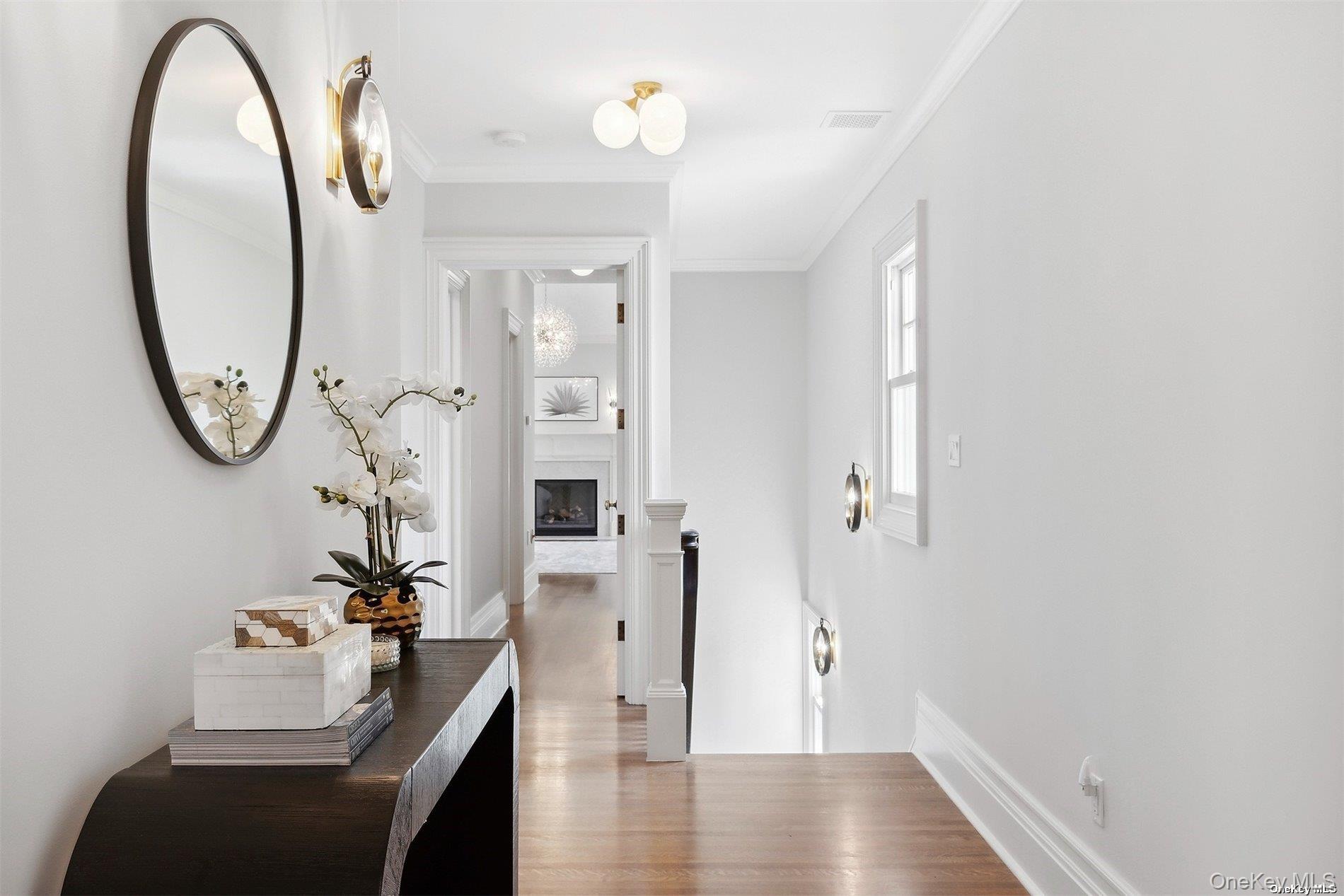 50 South Drive, Manhasset, NY 11030