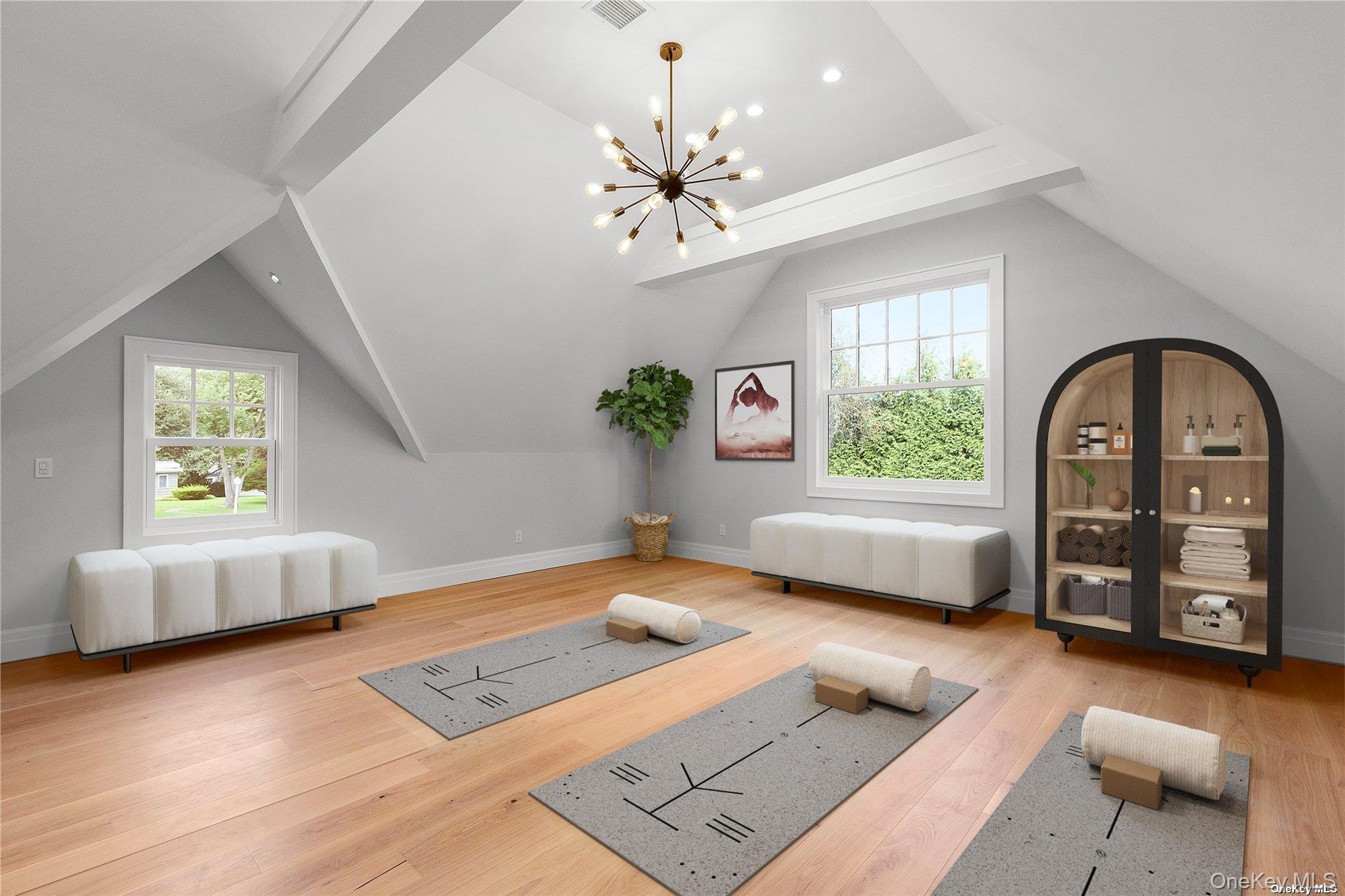 50 South Drive, Manhasset, NY 11030