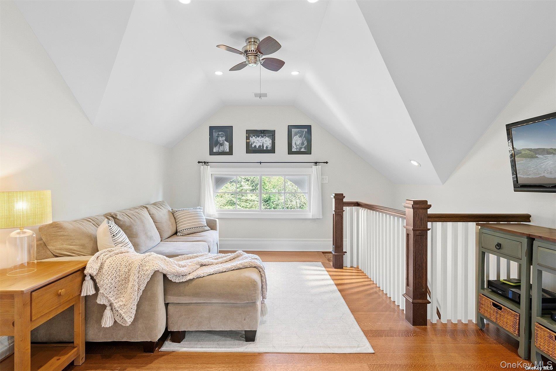 50 South Drive, Manhasset, NY 11030