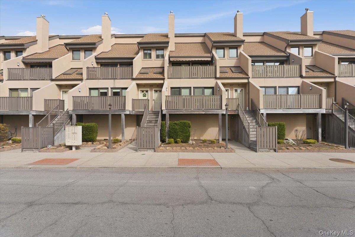 379 W Broadway # B, Long Beach, NY 11561