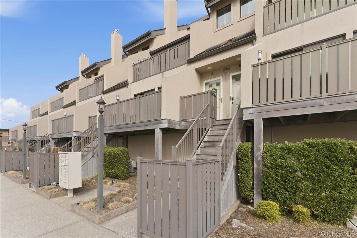 379 W Broadway # B, Long Beach, NY 11561