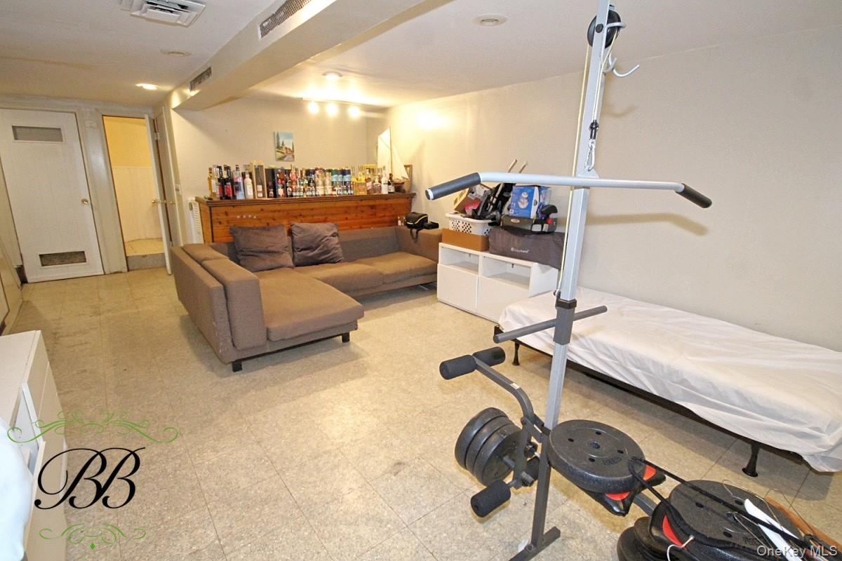 2534 Ralph, Brooklyn, NY 11234