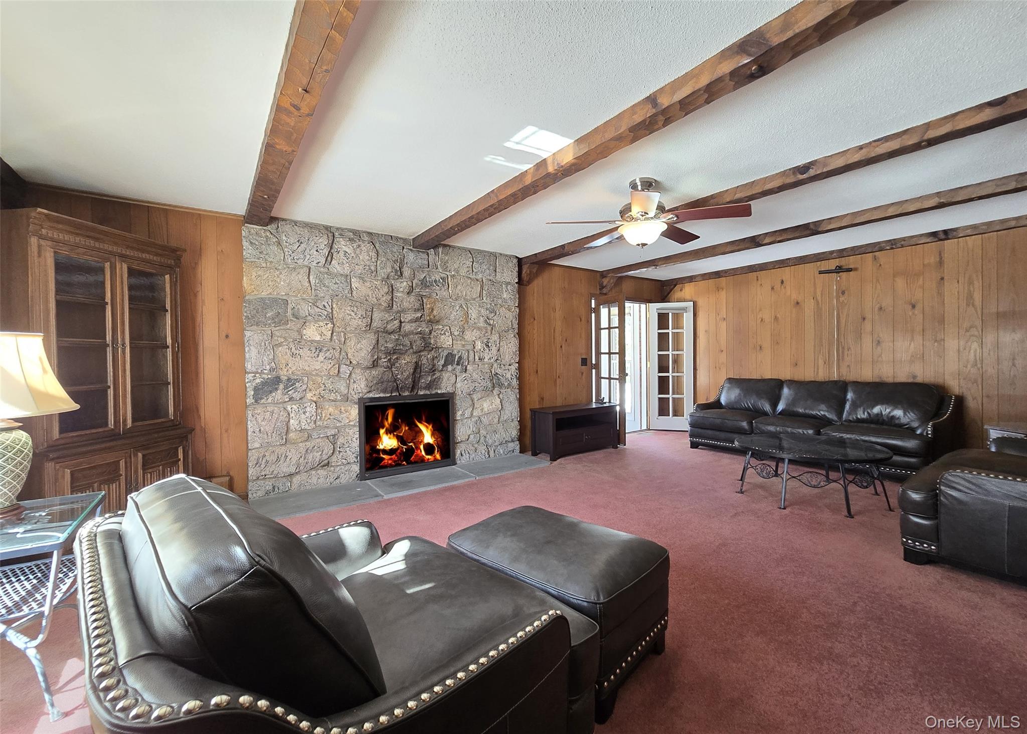 77 Jamaica Avenue, Holtsville, NY 11742