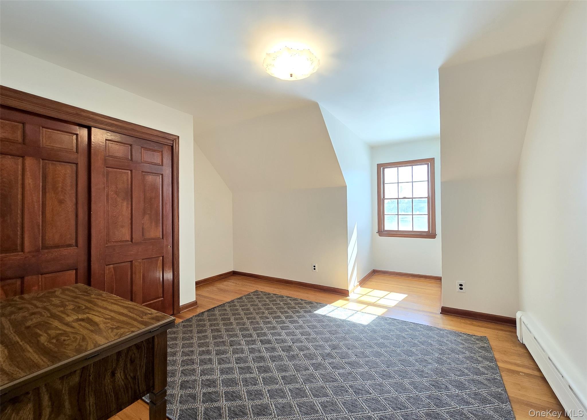 77 Jamaica Avenue, Holtsville, NY 11742