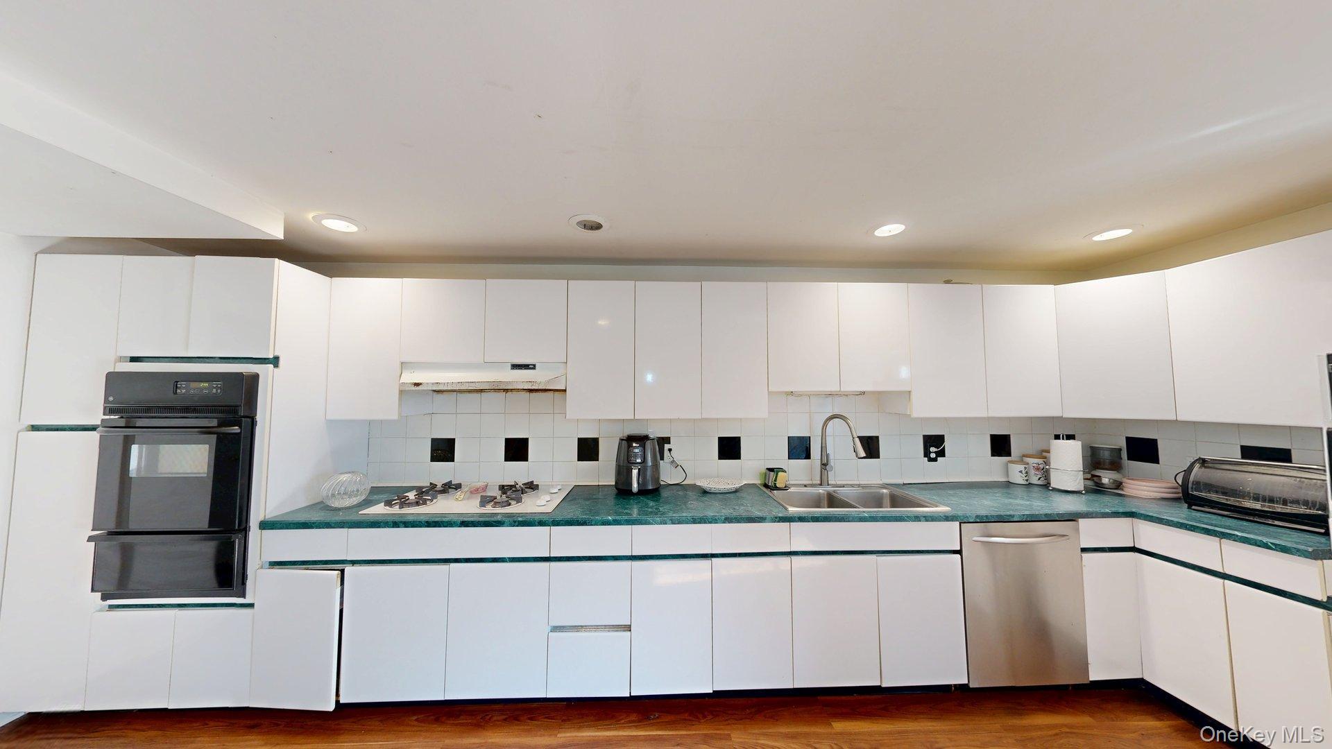 58 Babcock Lane, Tappan, NY 10983