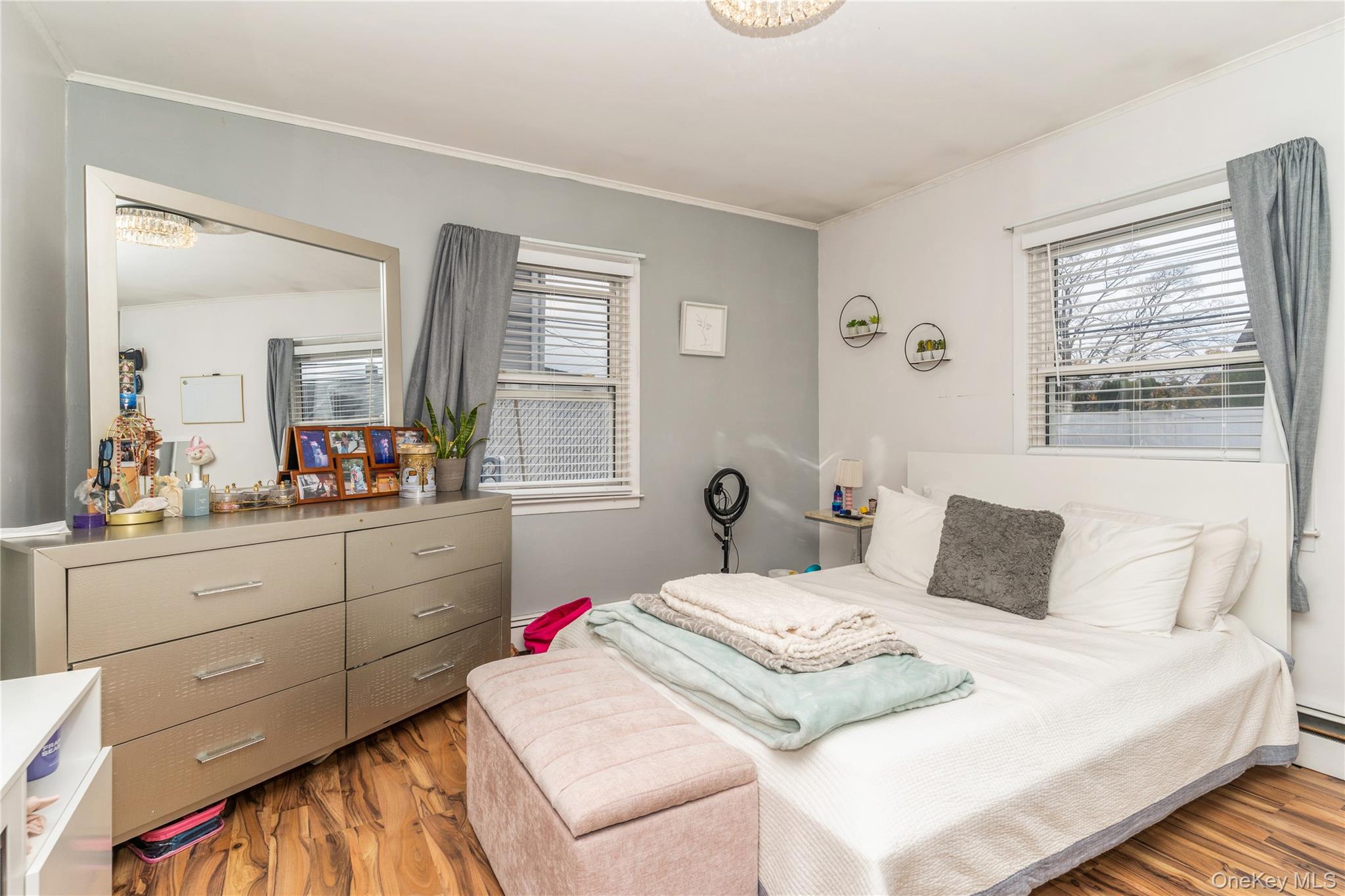 20 Peacock Lane, Levittown, NY 11756