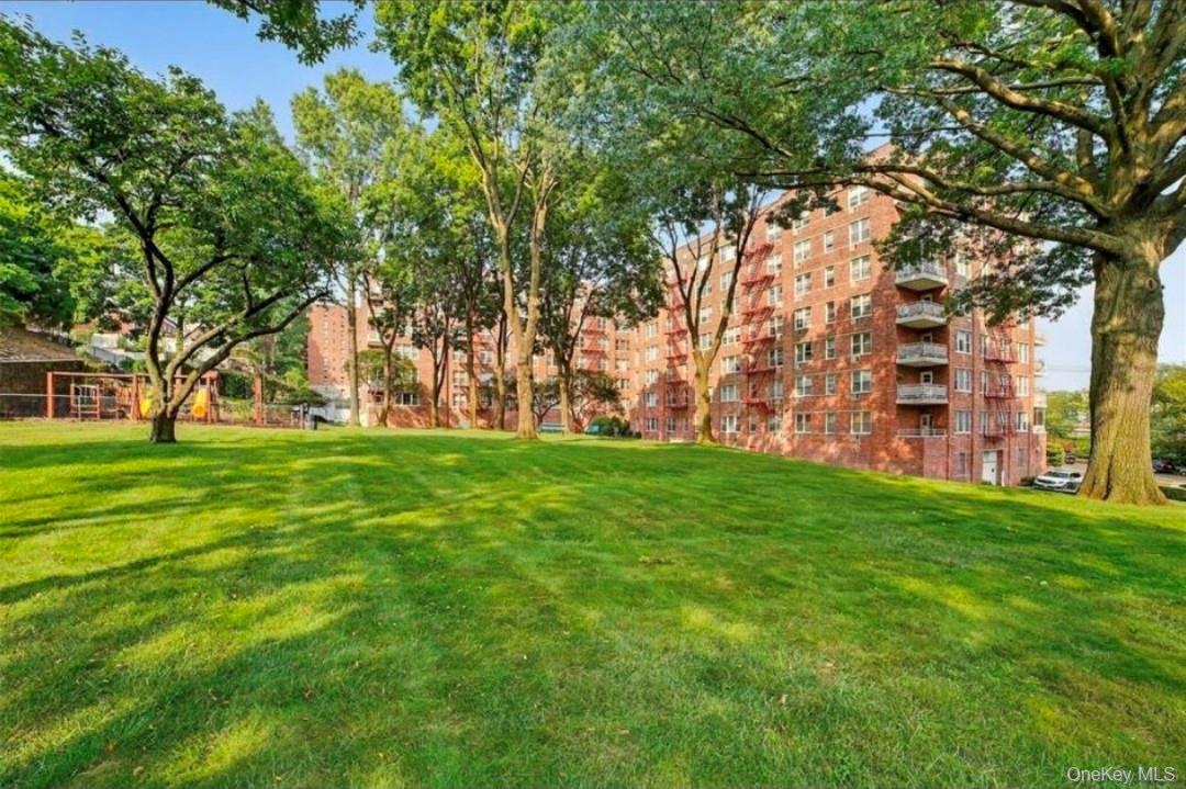 333 Bronx Rive Road #707 # #707, Yonkers, NY 10704