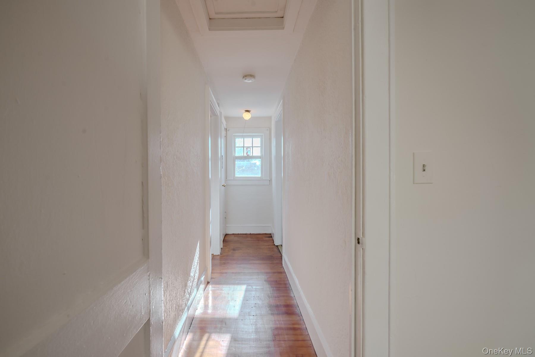 52 Irma Avenue, Port Washington, NY 11050