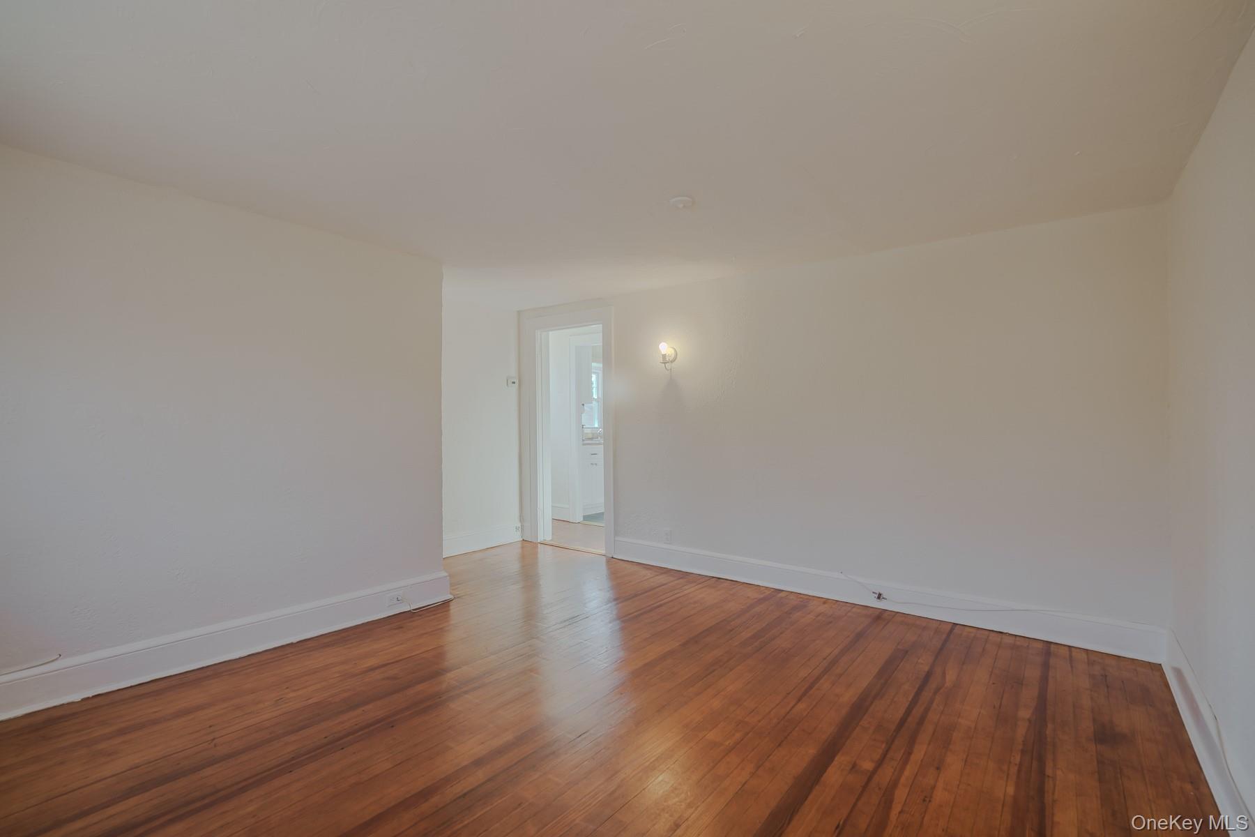 52 Irma Avenue, Port Washington, NY 11050