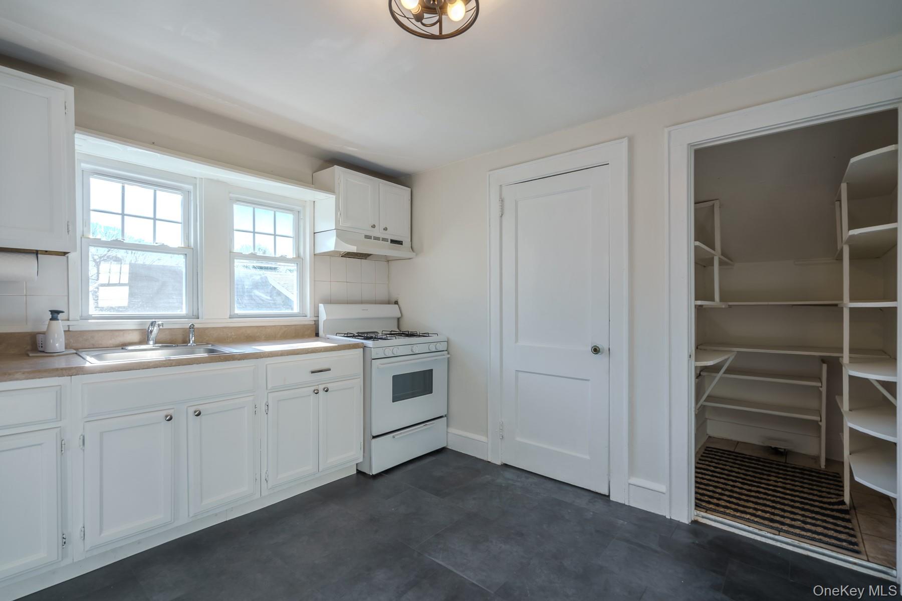 52 Irma Avenue, Port Washington, NY 11050