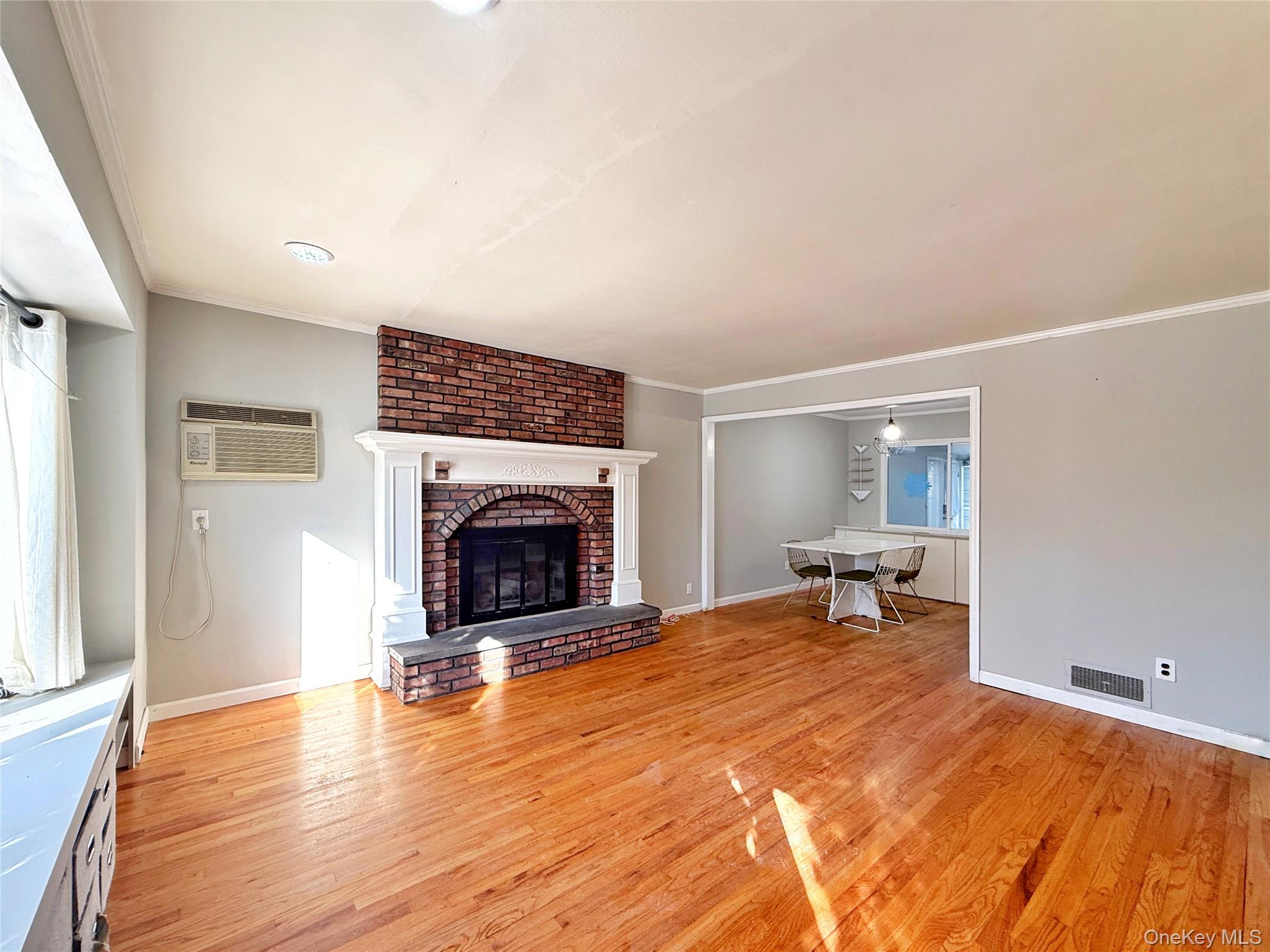 14 Willets Drive, Syosset, NY 11791