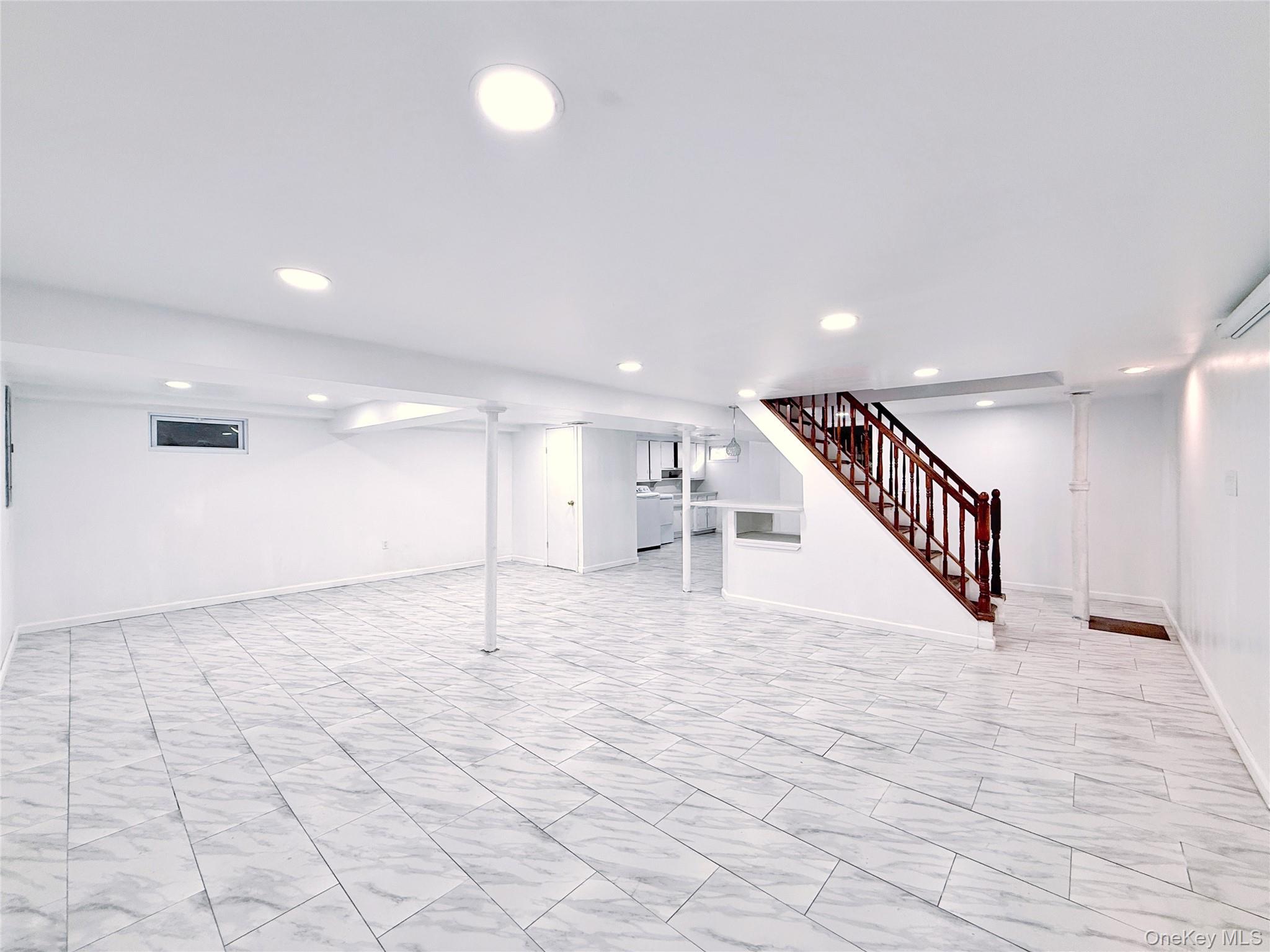 14 Willets Drive, Syosset, NY 11791