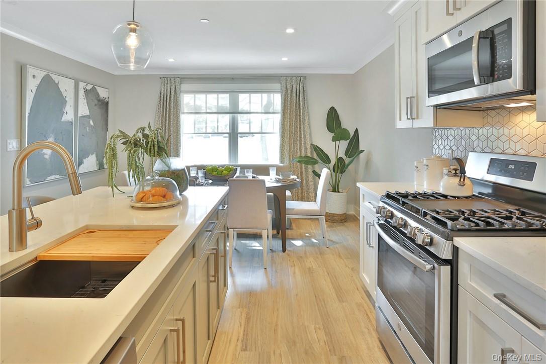 470 Main Street # 6, Armonk, NY 10504