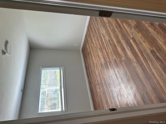 5 Pointe Circle S # 5, Coram, NY 11727