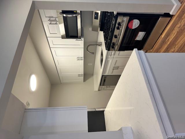 5 Pointe Circle S # 5, Coram, NY 11727