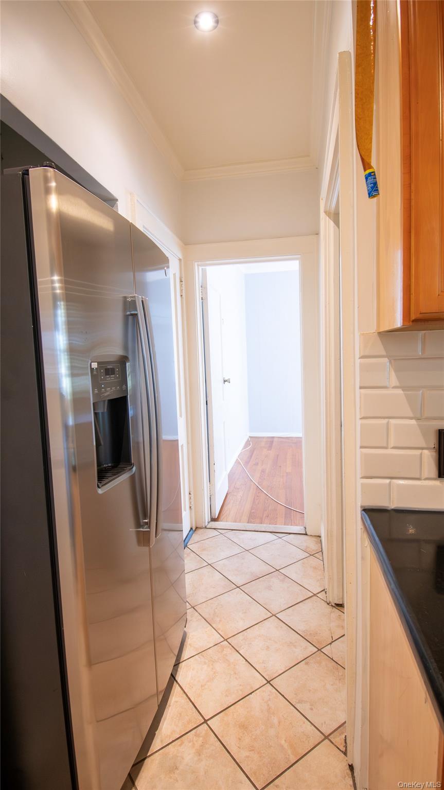 840 Seaman Avenue E # 2W, Baldwin, NY 11510